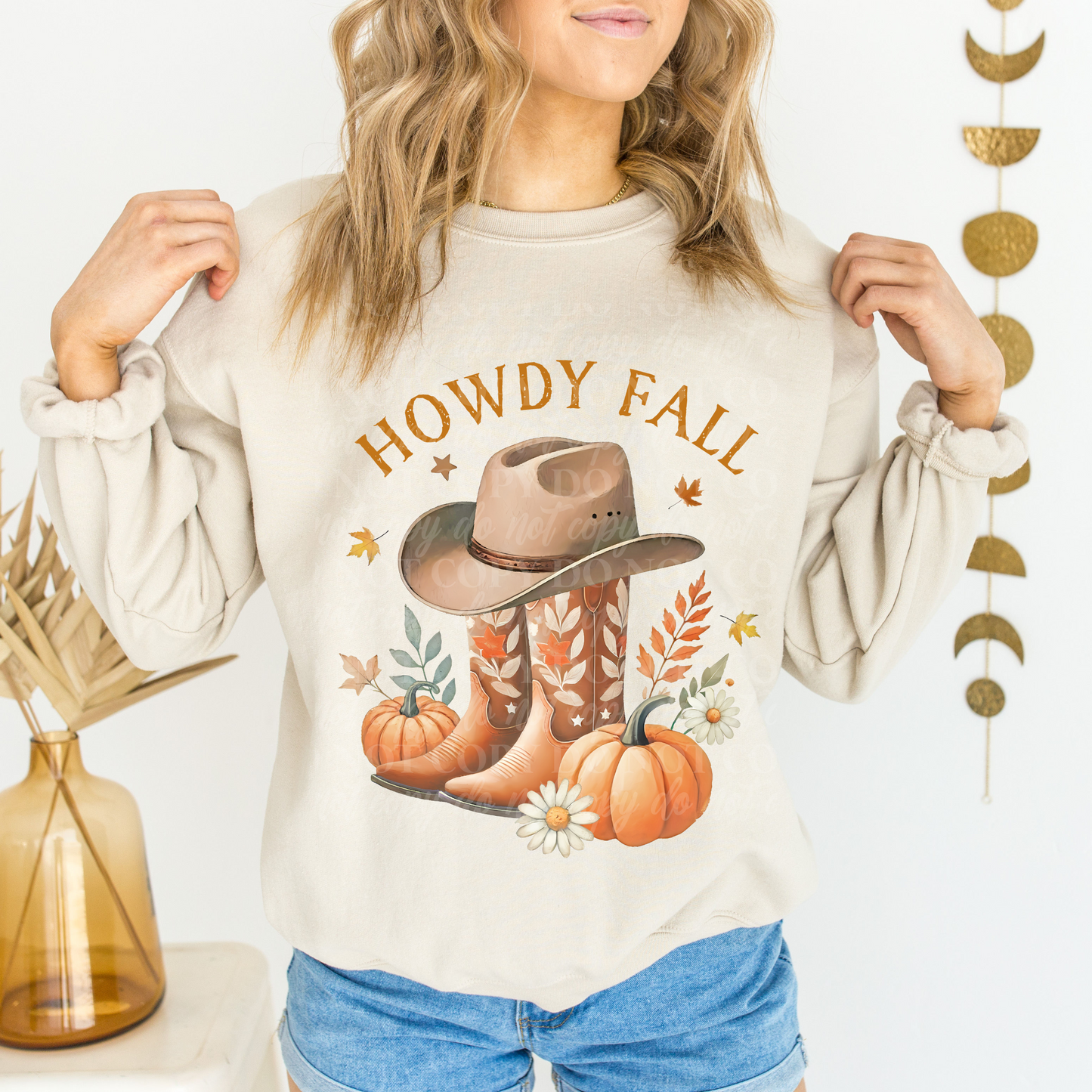 Howdy Fall-Hat on boots